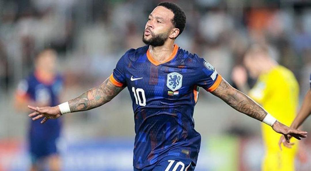 Dünyaca ünlü Hollandalı yıldız Memphis Depay ın pasaportu çalındı! Milli takım kampına katılamadı 1