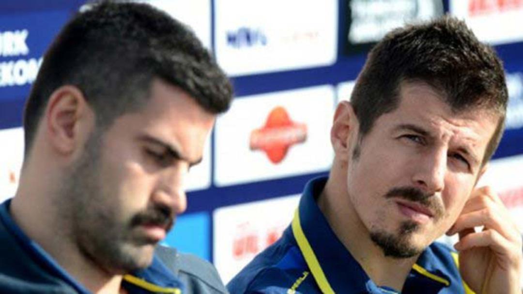 Emre ve Volkan kadro dışı &ccedil;&uuml;nk&uuml;...