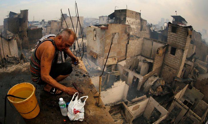 Filipinler'de yangın! 15 bin vatandaş evsiz kaldı G3
