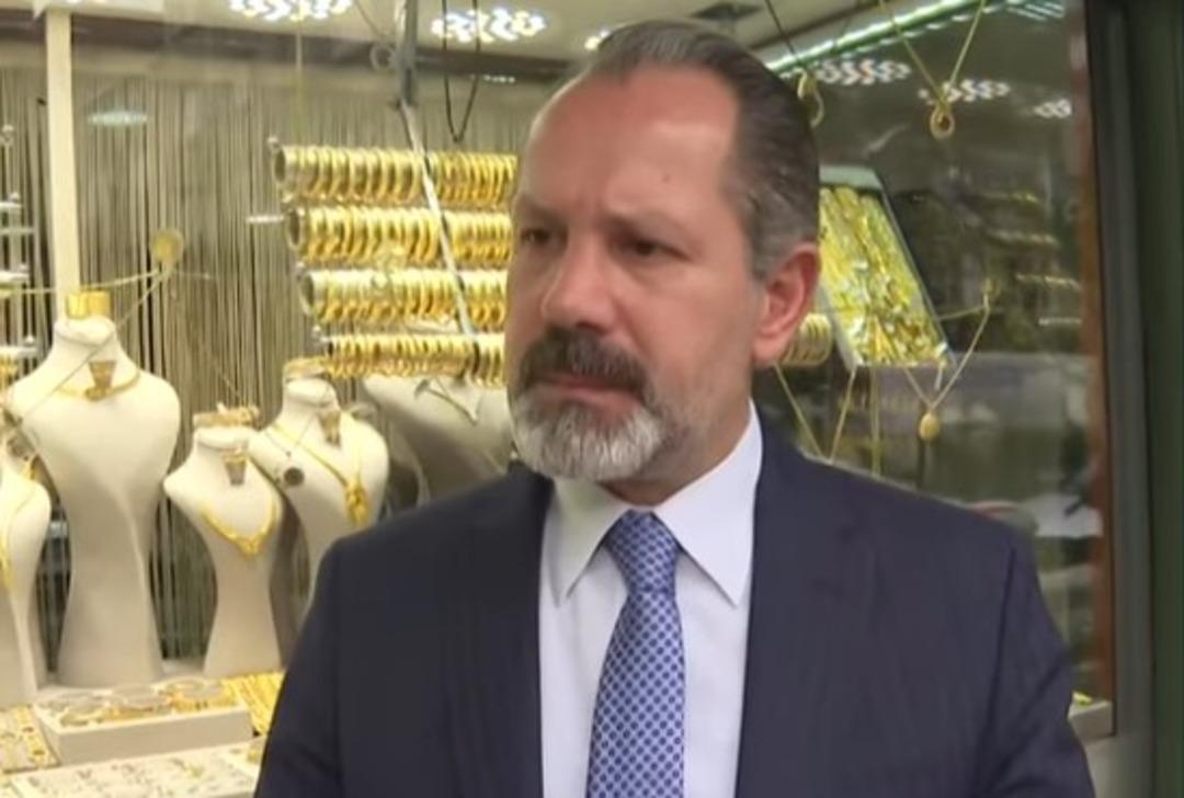  Altın yatırımcısı buna göre karar versin  Düşüşü işaret etti  Sert bir şekilde yaşanabilir  4
