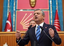 2026 asgari ücret zammı için yüzde 20 iddiası! 26 bin TL mi olacak? Erdoğan'ın açıklamasını işaret etti, Özgür Özel rakam verdi