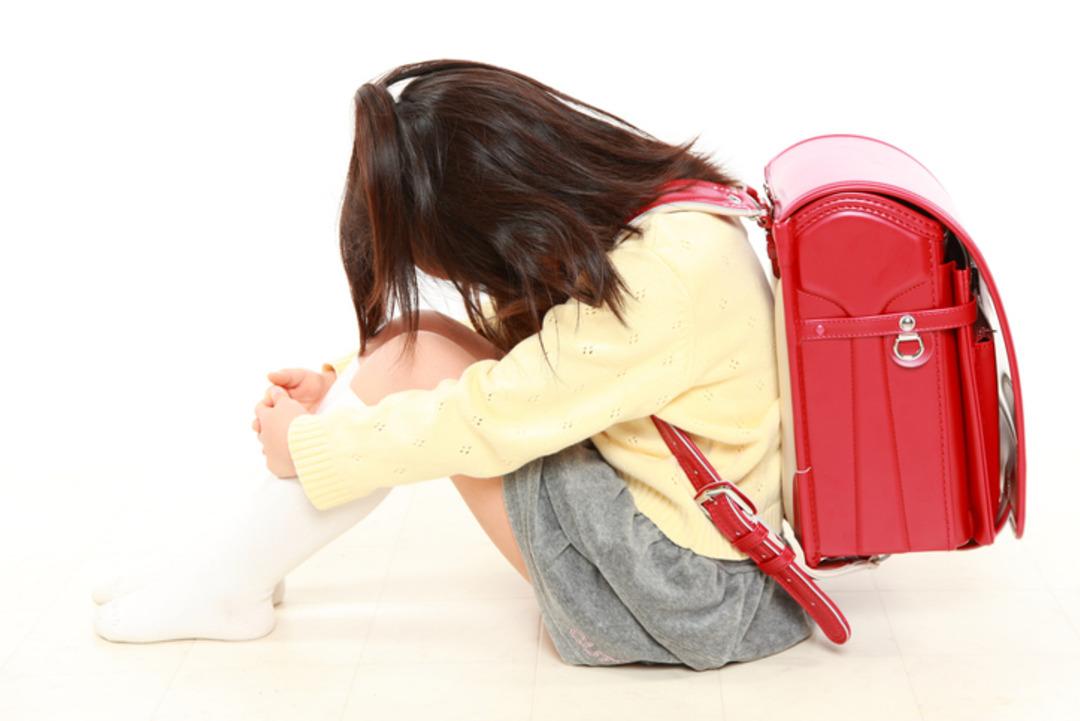 Çocuğunuz okula gitmek istemiyorsa nasıl davranmalısınız? Bu davranışlara dikkat! Uzmanlar uyarıyor: "Çocuklar isyan etmiyor, kaygı duyuyor olabilir" 3