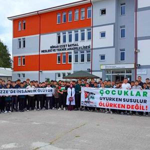 Bolu'da lise öğrencilerinden Filistin'e destek