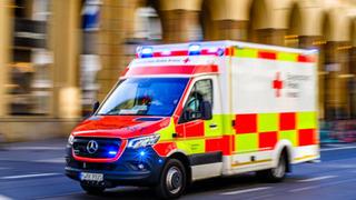 Almanya'da belediye başkanına bıçaklı saldırı! Yoğun bakıma alındı