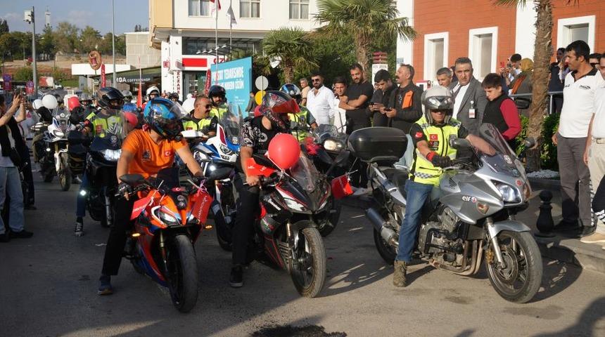 Kanseri yenen Didem için gökyüzüne balonlar bırakıldı