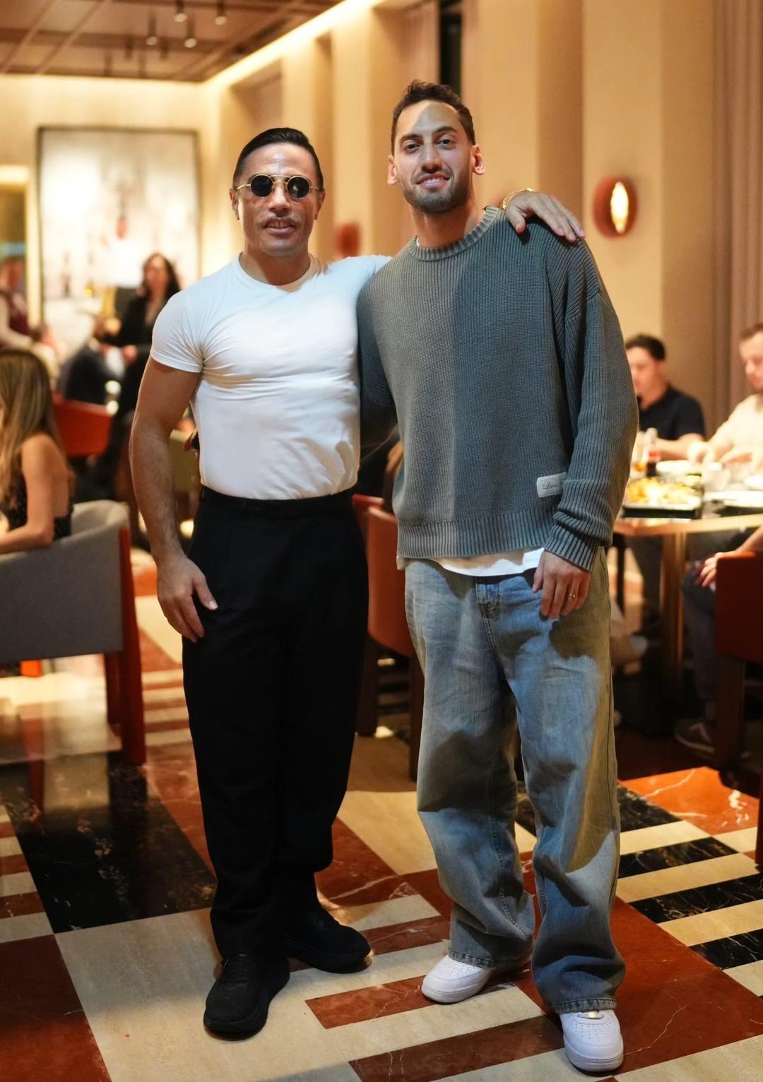 Sosyal medya bu görüntülerle çalkalandı! Mili arada Milano ya giden Okan Buruk ve Abdullah Kavukcu, Hakan Çalhanoğlu ile mi görüştü? 2