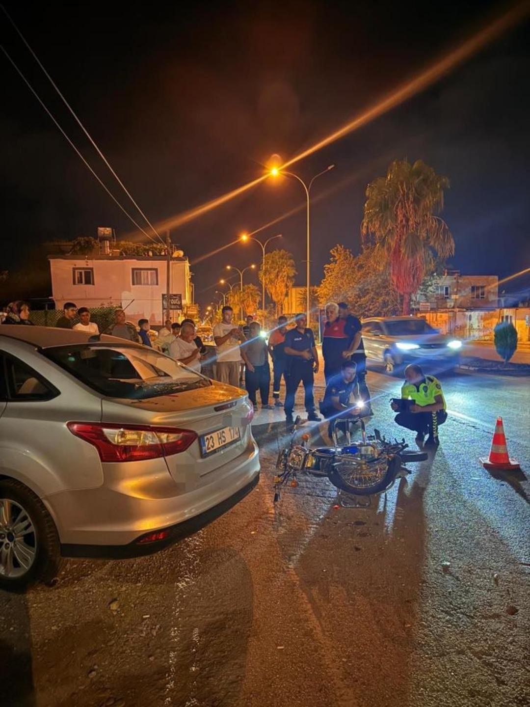 Osmaniye’de motorsiklet ile otomobil çarpıştı: 2 kişi yaralandı 2