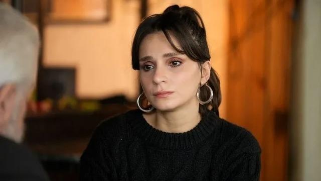 Meriç Aral neden gözaltına alındı? Oyuncu Meriç Aral kimdir?