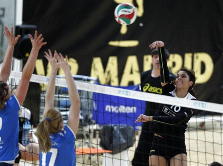 Daniela Ospina da formayı giydi G4