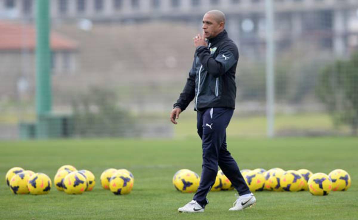 Roberto Carlos'un ilk bombası Galatasaray'dan