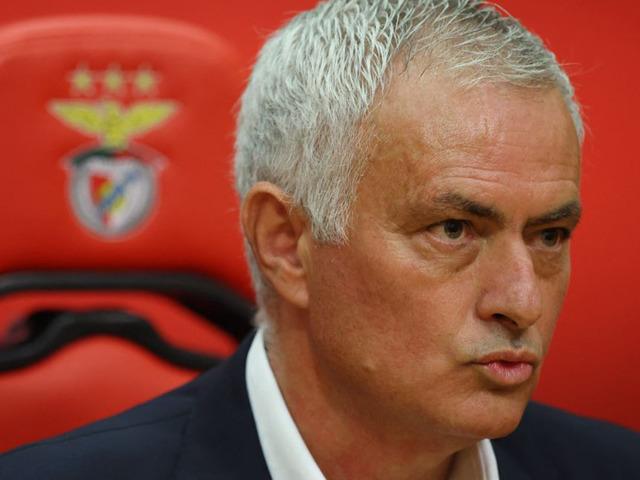 Jose Mourinho rüzgarı Benfica'da esiyor