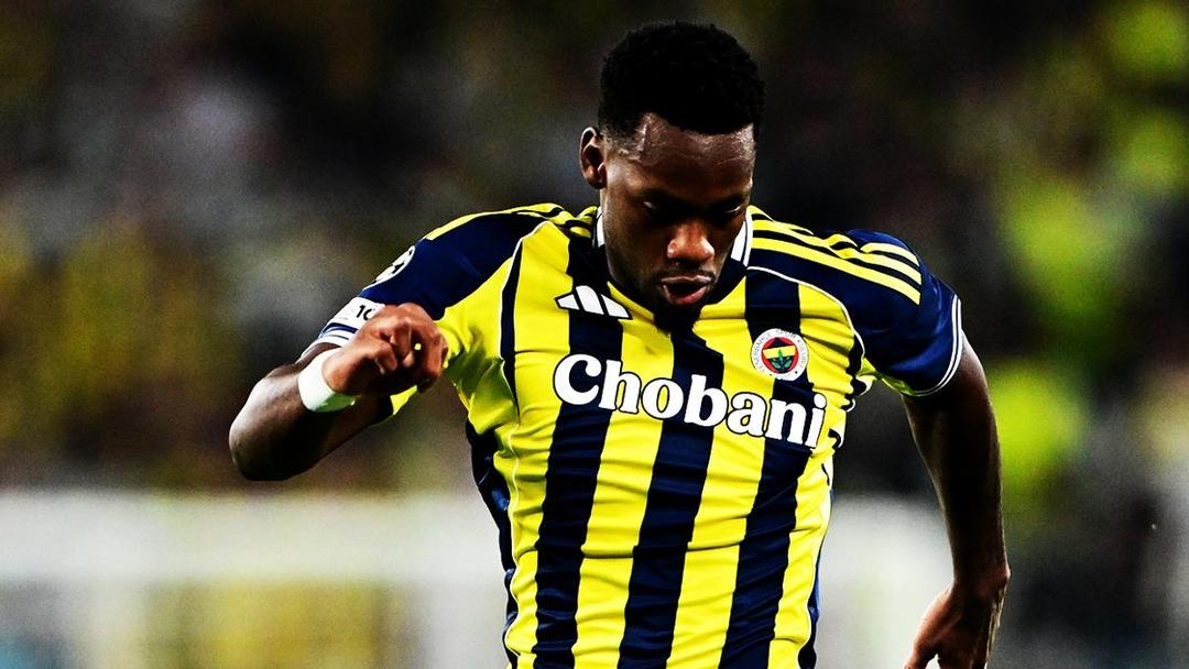 Fenerbahçe de sakatlığı can sıkan Jhon Duran için kritik görüşme yapıldı! Menajeri İstanbul a gelen yıldız oyuncu için ayrılık gündemde 2