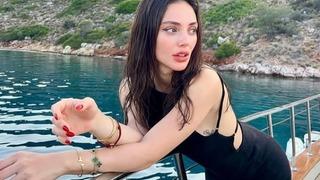 Teşkilat'ın yıldızı Rabia Soytürk son pozlarıyla sosyal medyayı salladı! Sütyen ceket kombini olay oldu