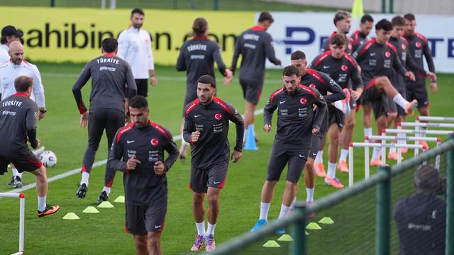 Türkiye-Gürcistan maçı biletleri için büyük yarış: Milli heyecan dorukta! Peki Türkiye – Gürcistan maçı saat kaçta? ve hangi kanalda?