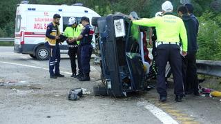 Giresun’da otomobil takla attı: 2 yaralı