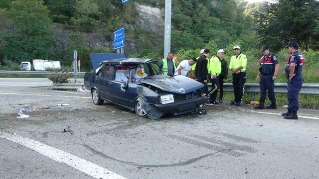 Giresun’da otomobil takla attı: 2 yaralı 3