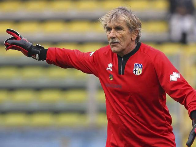 Dünya tarihinde bir ilk! İtalya'da Lamberto Boranga 82 yaşında kaleci olarak sahaya çıktı... İşte sonuç...