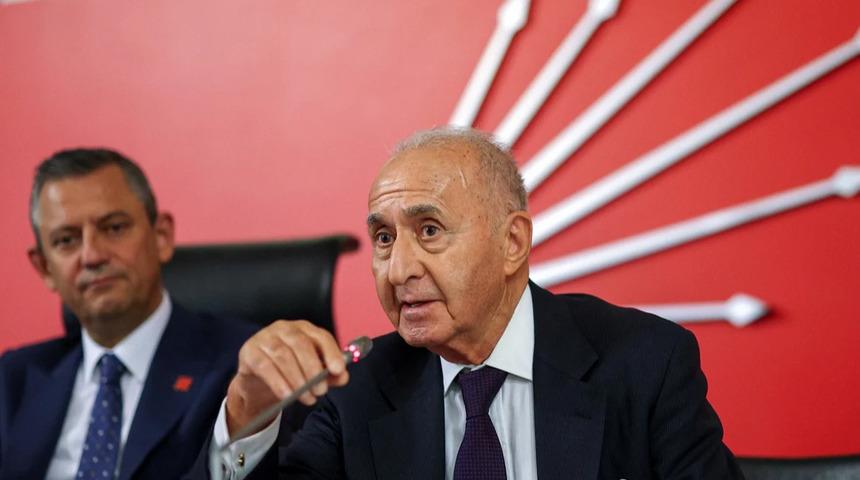 CHP'nin eski genel başkanı Hikmet Çetin tedbir amaçlı yoğun bakıma alındı