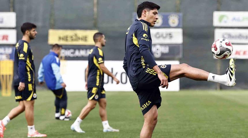 Jhon Duran, bireysel saha çalışmalarına başladı