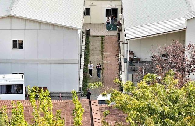 İrem Derici nişan gününde Adli Tıp Kurumu’nda böyle görüntülendi 1