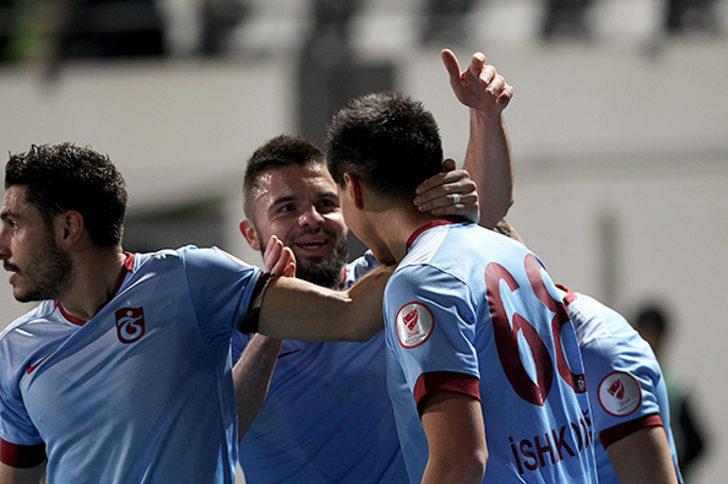 Akhisar Belediyespor - Trabzonspor maçından kareler G4