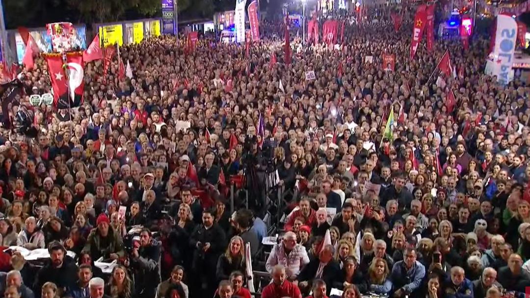 CHP Genel Başkanı Özgür Özel: "Yargılanmak için değil yargılamak için bekliyoruz" 1