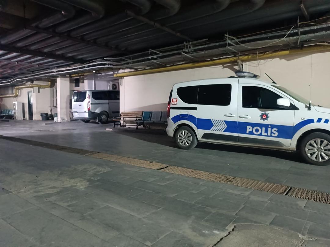 Kozluk Belediye Başkanı Işık ın ağabeyi, evinde tabancayla vurulmuş halde bulundu 1