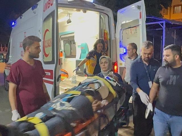 Kontrolden çıkan otomobil şarampole yuvarlandı: 2 ağır yaralı
