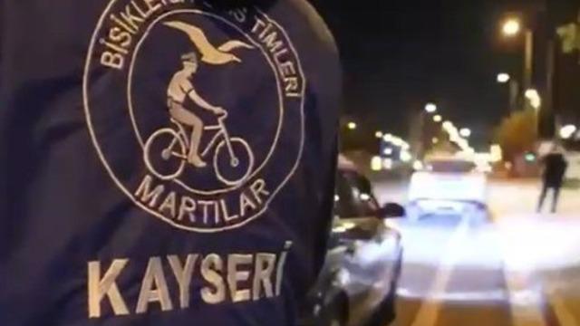 Kayseri’de 66 noktada huzur operasyonu: Aranan 73 kişi yakalandı