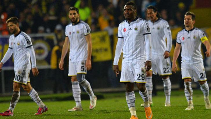 Fenerbahçeli futbolcular isyan etti G1