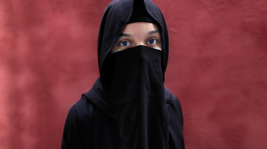 O ülkede peçe kullanımı yasaklanıyor! Uymayana 3 bin avro ceza kesilecek