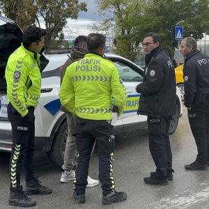 Edirne'de otomobil yaya geçidinde kadına çarptı