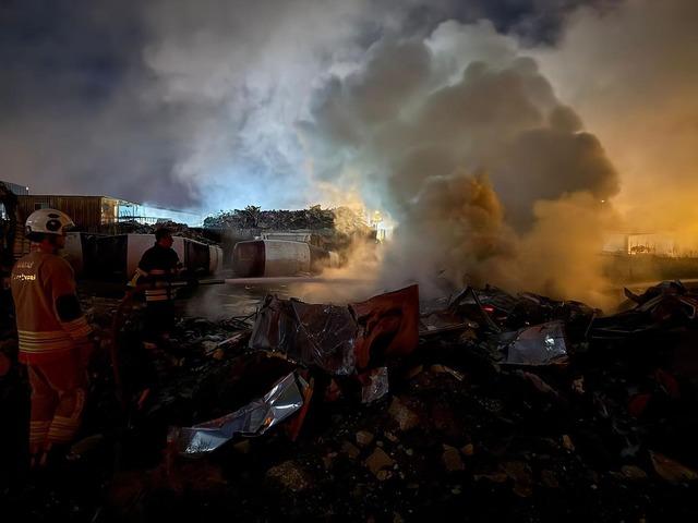 Antakya’da hurdalık yangını 2