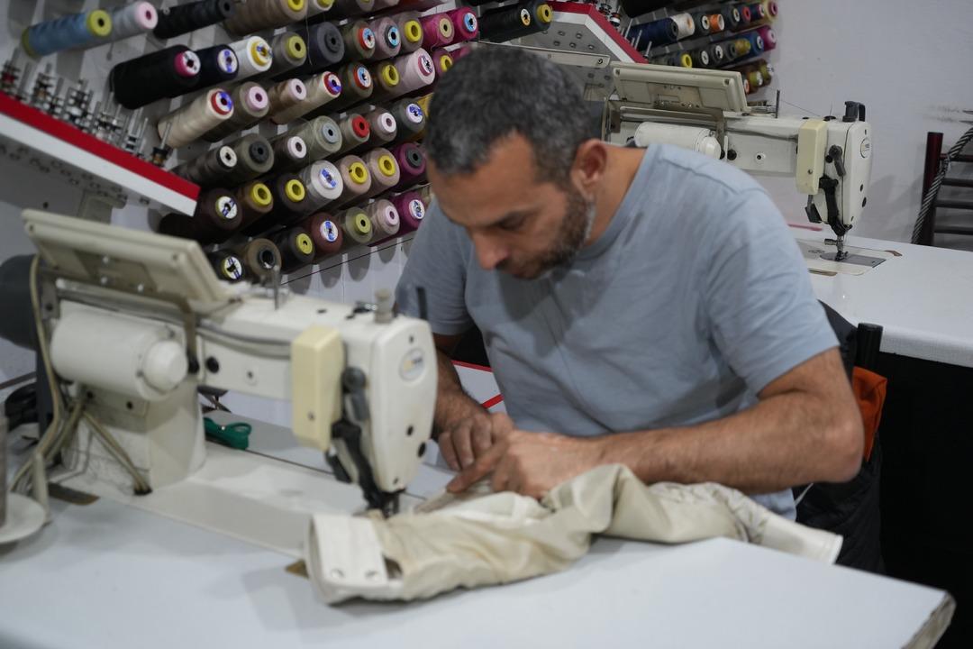 10 yıldır çırak bulamıyor! Eşiyle birlikte çalışıyor  Stajyerler geliyor ama kalıcı değil  2