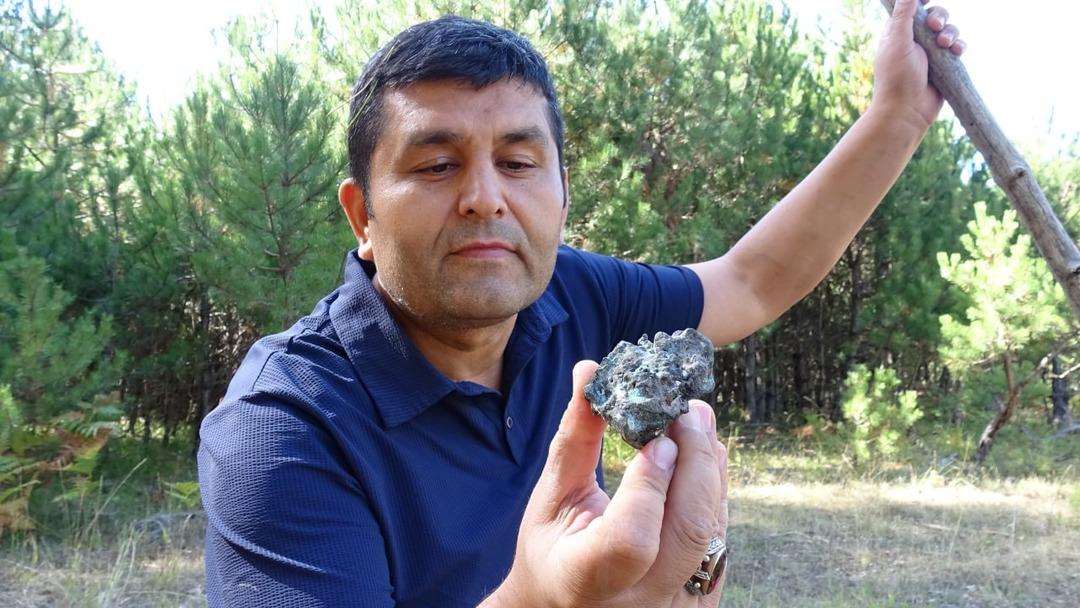  Meraklısına verebilirim  Ormanda buldu! Kalabalık oluşmasın diye kimseye söylemedi  Çok farklı ve ağırdı  1