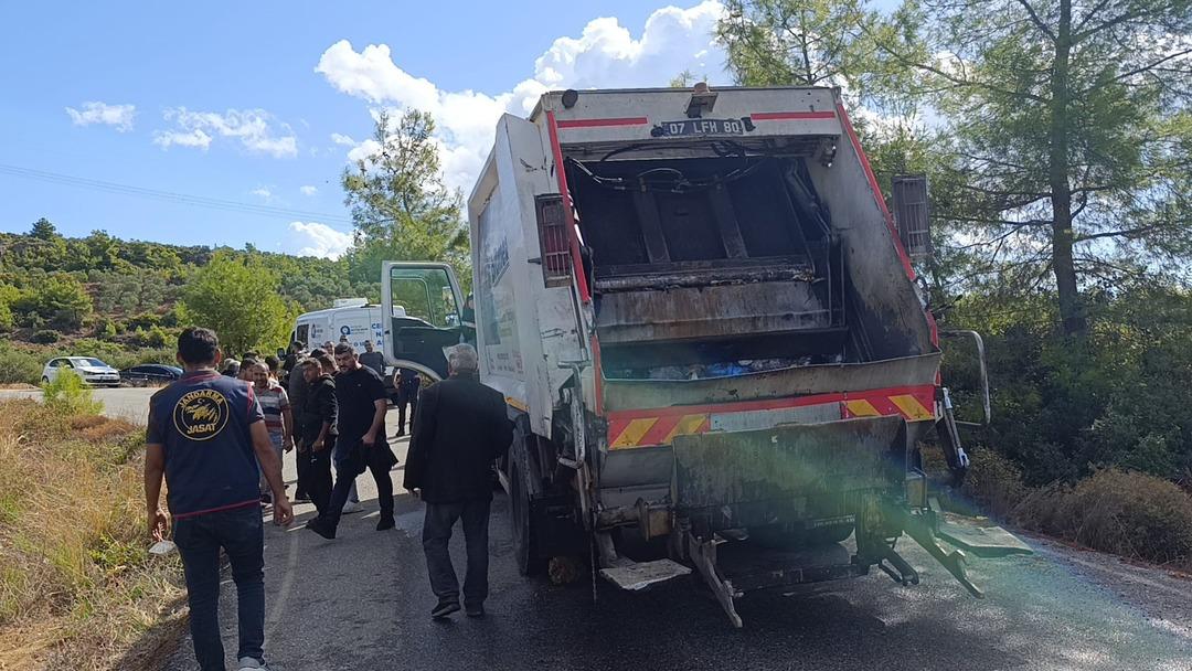 Çöp kamyonunda vahşet! Mesai arkadaşının boğazını kesti... Cinayetten önce video paylaştılar 4