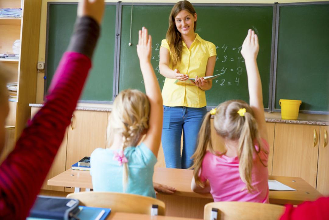 Öğretmenlerin kılık-kıyafetlerine yeni düzenleme: Kot pantolon, tayt, etek giymek yasak! 2