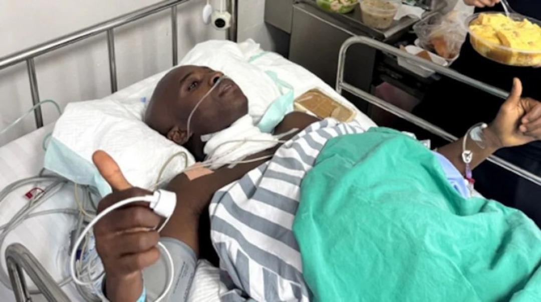 Çin Ligi nde akıl almaz olay! Reklam panolarına düşen futbolcunun felç ihtimali söz konusu... 2