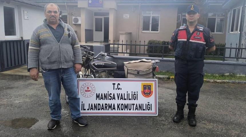Salihli'de plakasız motosiklet çalıntı çıktı