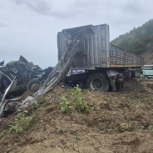 Bartın'da tır yoldan çıktı! 1 ölü, 2 yaralı