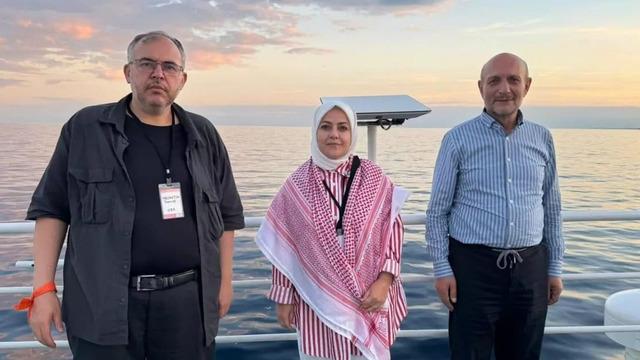 Özgürlük Filosu'nda alıkonulan 3 Türk milletvekili yurda döndü