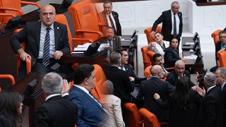 Meclis'te gerginlik! İYİ Parti ve DEM'liler arasında tartışma