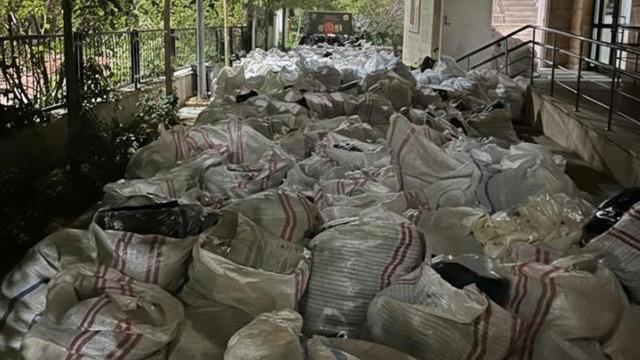 Silopi’de 32 milyon liralık gümrük kaçağı ürün ele geçirildi