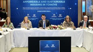 Türkiye'nin inşa tecrübesi Cenevre'de övgü aldı! Bakan Kurum tecrübelerini anlattı: 'Takdire şayan'