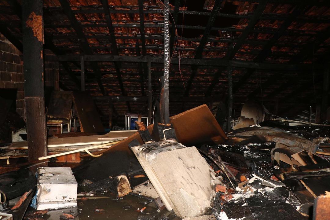 1,5 yaşındaki çocuğun boynunu falçatayla kesti, evini yakmaya kalktı! İşte istenen ceza... 1