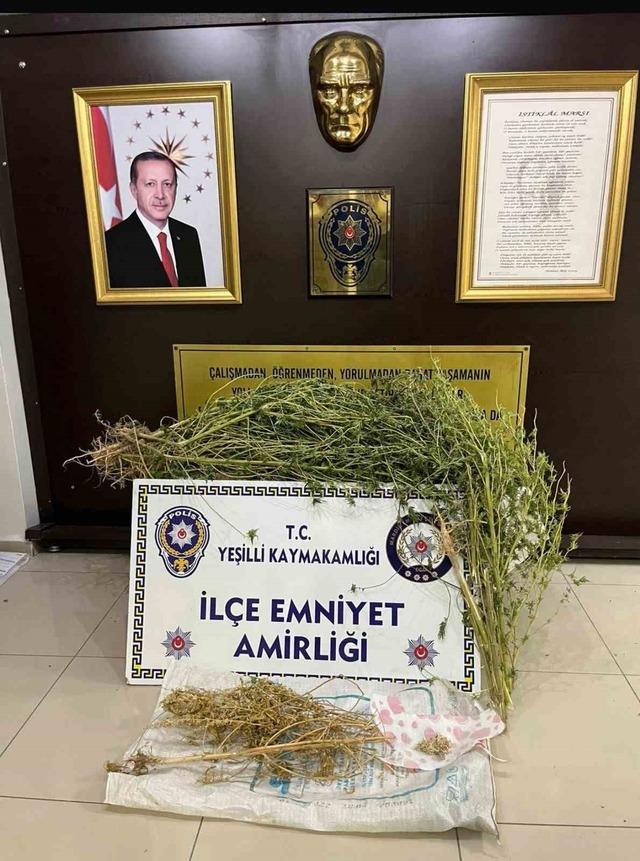 Mardin’de uyuşturucu operasyonu: 3 gözaltı 1