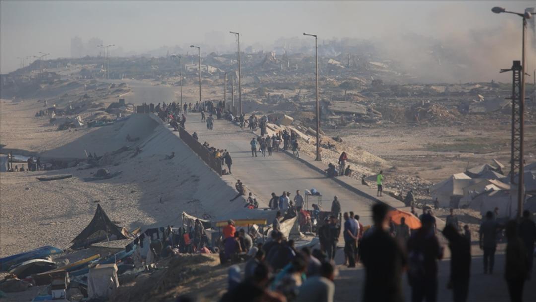 Son dakika | Akın akın Gazze ye dönüyorlar! İsrail ile Hamas arasında ateşkes resmen başladı: Dönüş yolunda büyük kalabalık 1
