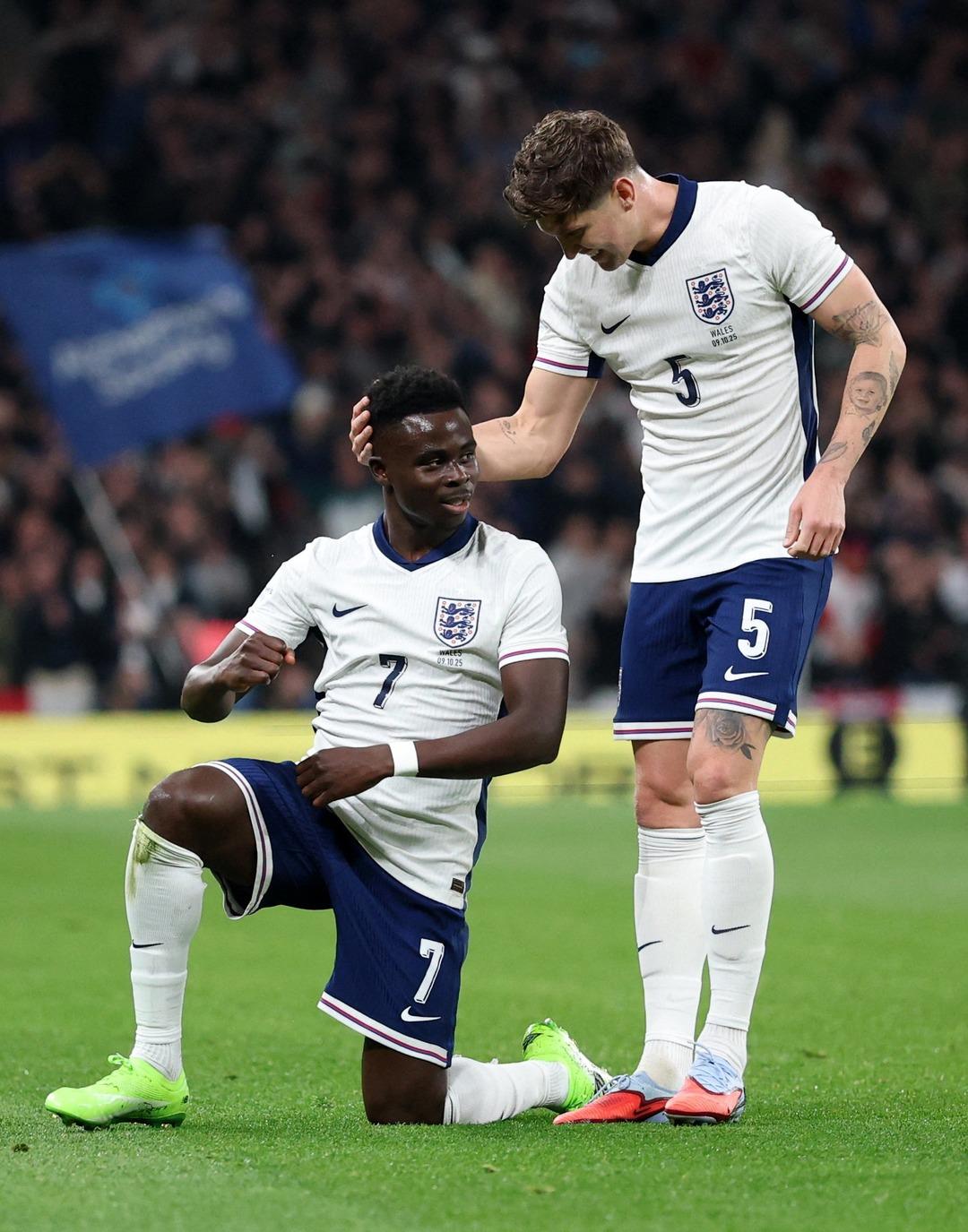 İngiltere, hazırlık maçında Galler i Farklı Mağlup Etti! 2