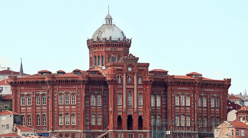 MEB’den Fener Rum Okuluna ‘boşaltın’ yazısı: 571 yıllık Fener Rum Okulu yeni bina arayışında!  Okul müdürü: "Maliyeti 10 milyon Euro’nun üzerinde"