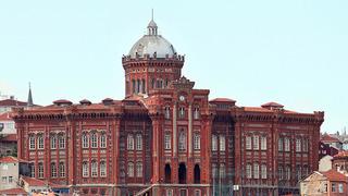 MEB’den Fener Rum Okuluna ‘boşaltın’ yazısı: 571 yıllık Fener Rum Okulu yeni bina arayışında!  Okul müdürü: Maliyeti 10 milyon Euro’nun üzerinde